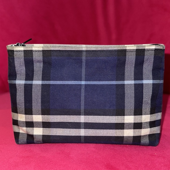 Burberry London blue nova check mini pouch cosmetic case - Picture 3 of 13